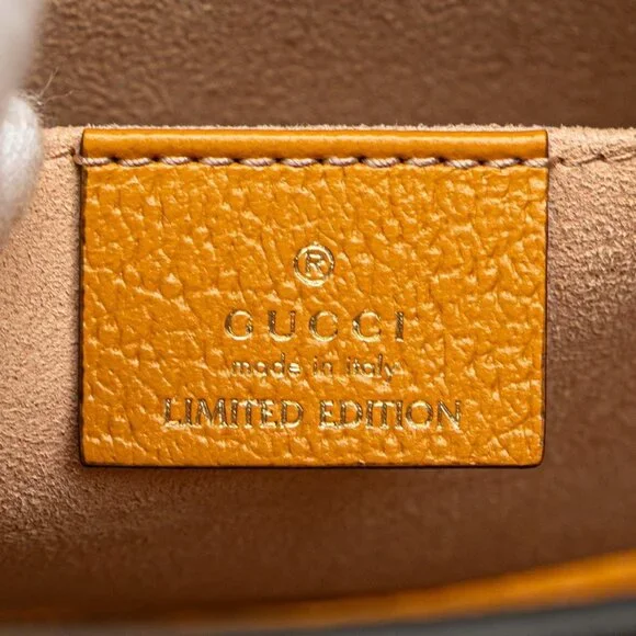 GUCCI Cream Leather Clutch Bag - Picture 8 of 10